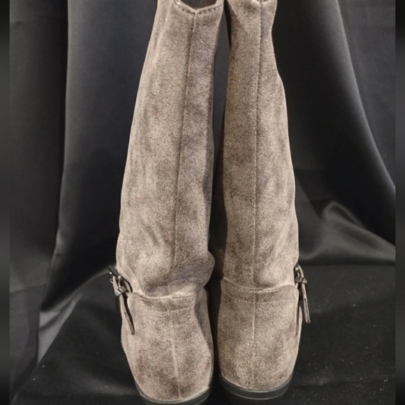 Soho Women's western Country  distressed Boots - Picture 5 of 6